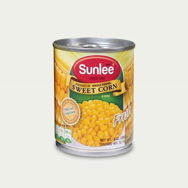 เมล็ดข้าวโพดหวานในน้ำเกลือ