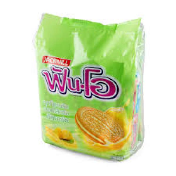 Sandwich Cookies filled with Custard flavoured Cream