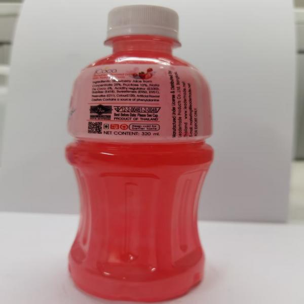25% Strawberry Juice With Nata De Coco