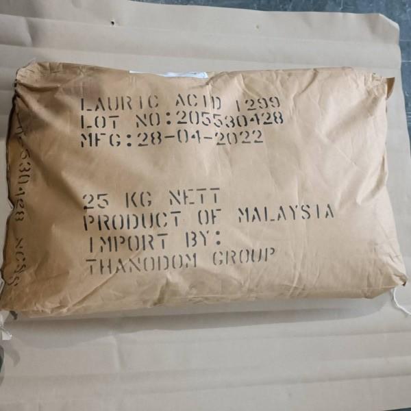 ลอริกแอซิด