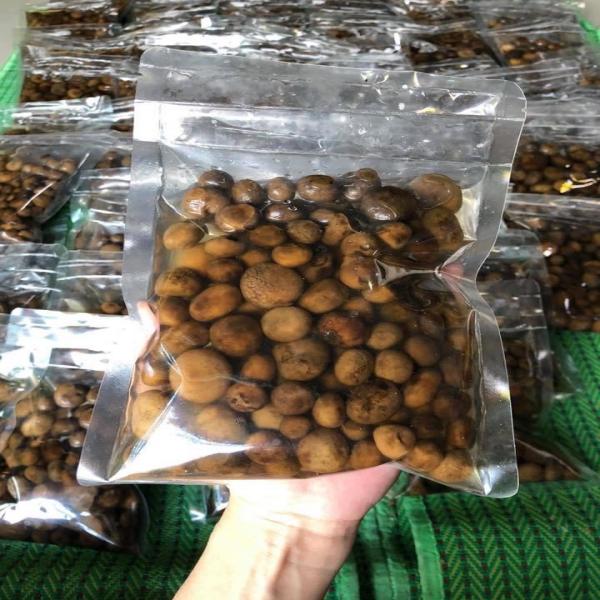 เห็ดเผาะในน้ำเกลือ