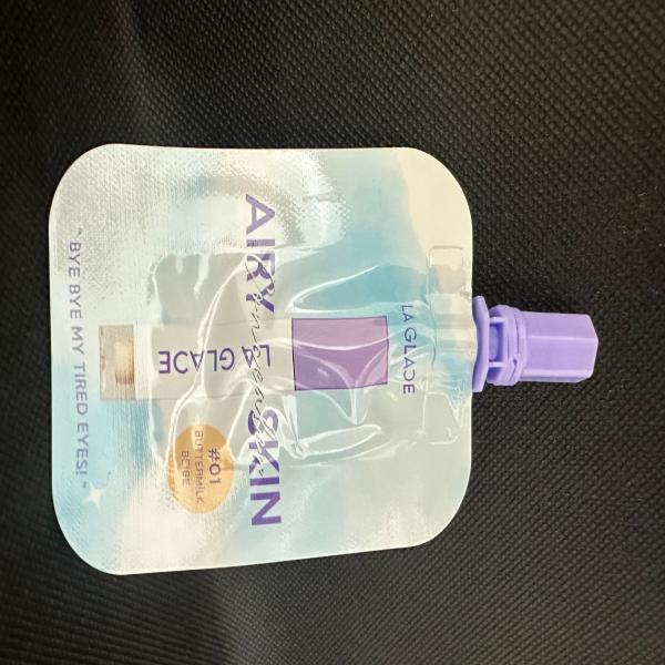 ลา กลาส ไอดีล แอร์รี่ สกิน คอนซีลเลอร์ #01 บัตเตอร์มิลค์ เบจ (2 กรัม)