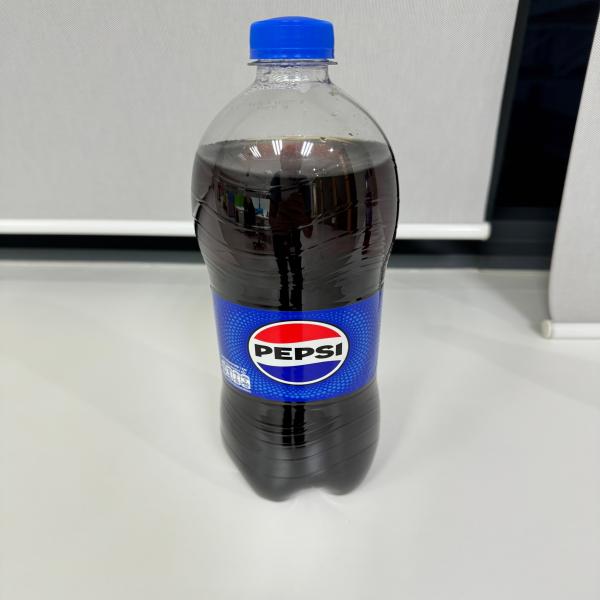 เครื่องดื่มเป๊ปซี่-โคล่า สูตรน้ำตาลน้อย