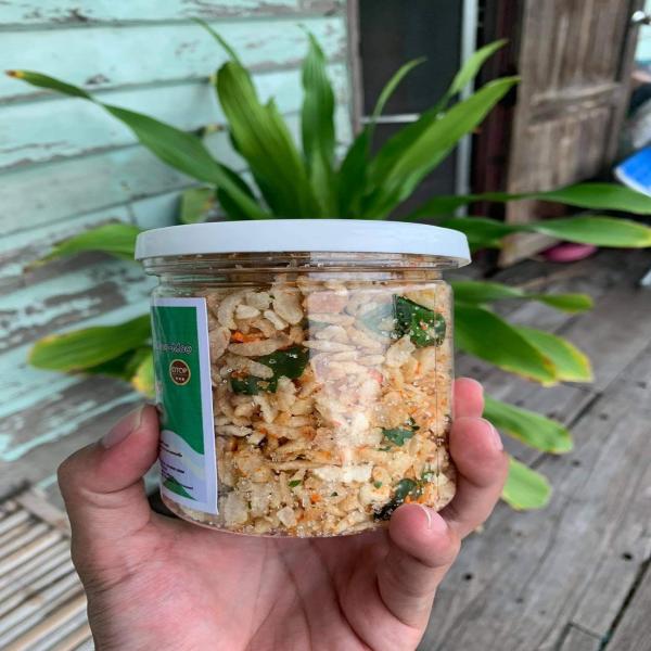 Shredded rice grain (Khao-Mao)