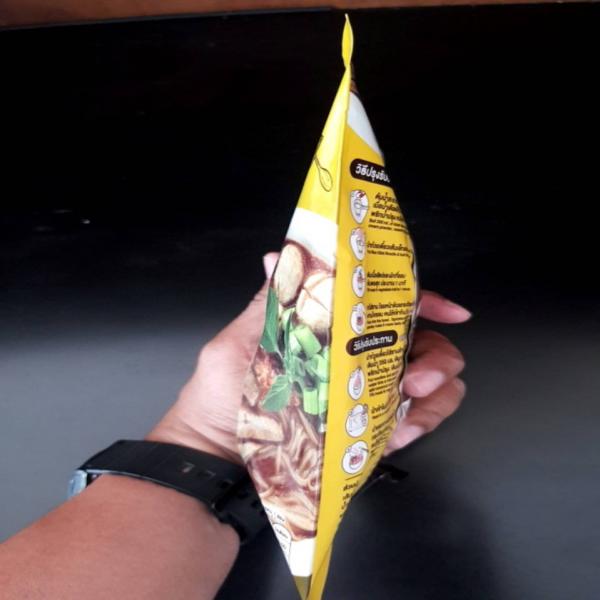 KOTOK BRAND INSTANT BOAT NOODLE (RICE STICK NOODLE)