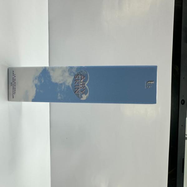 ลา กลาส ไอดีล แอร์รี่ สกิน คอนซีลเลอร์ #0.5 โยเกิร์ต เบจ (6 กรัม)