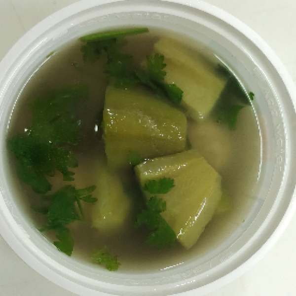 แกงจืดมะระและไก่สับ