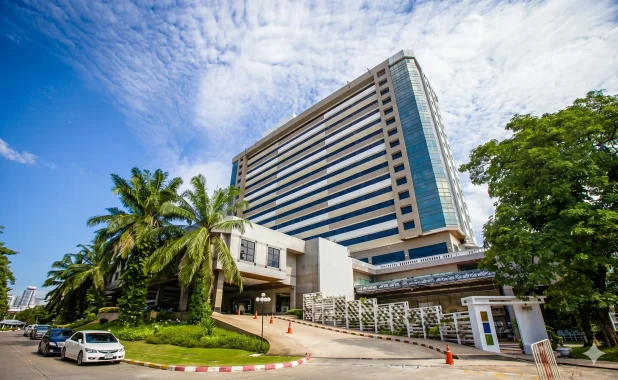 โรงแรมทวินโลตัส จำกัด