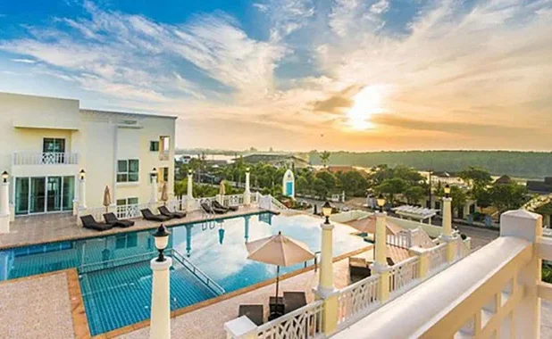 โรงแรม กระบี่ ฟร้อนท์ เบย์ รีสอร์ท