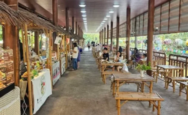 ตลาดน้ำสองคลองวัดตลิ่งชัน