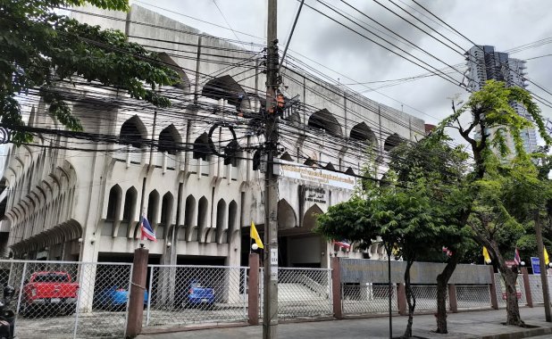 โรงเรียนมูลนิธิสตรีไทยมุสลิม